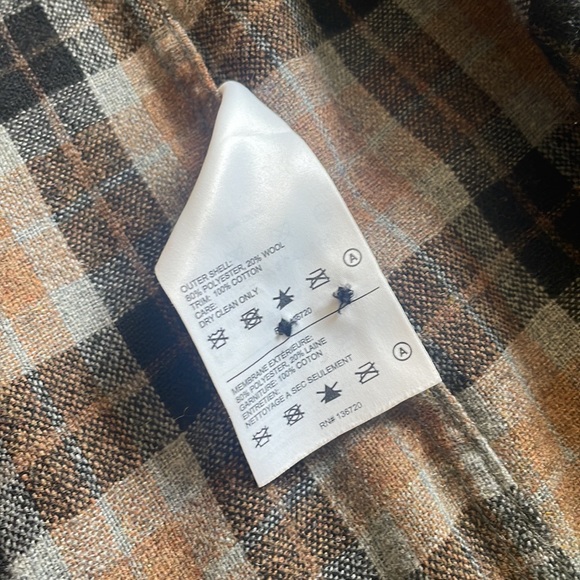 Wilder & Sons 80% Poly/20% Wool blend flannel. - Picture 4 of 5